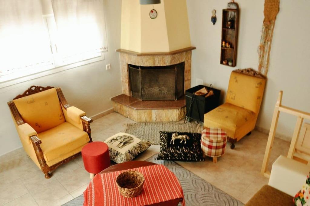 Tasoulashome 1-Μονοκατοικια Με Αυλη Komotini Exterior foto