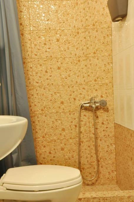 Tasoulashome 1-Μονοκατοικια Με Αυλη Komotini Exterior foto